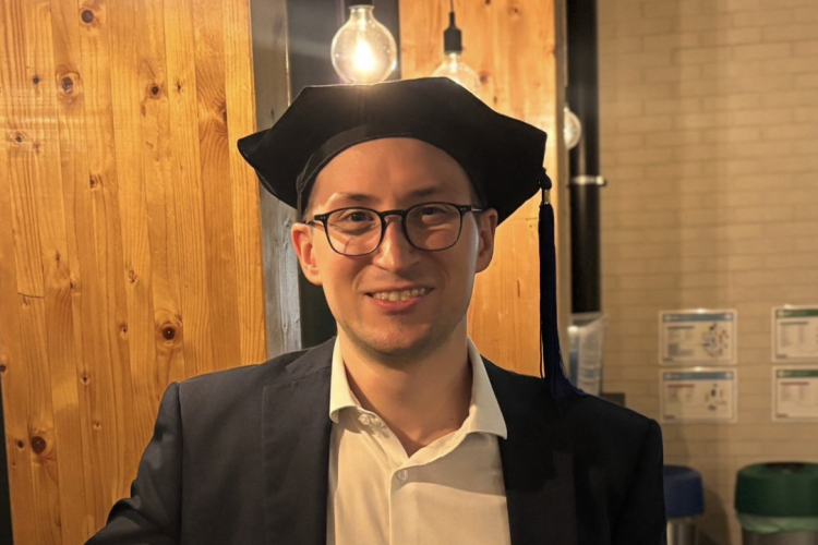 Dr. Andreas De Meyer