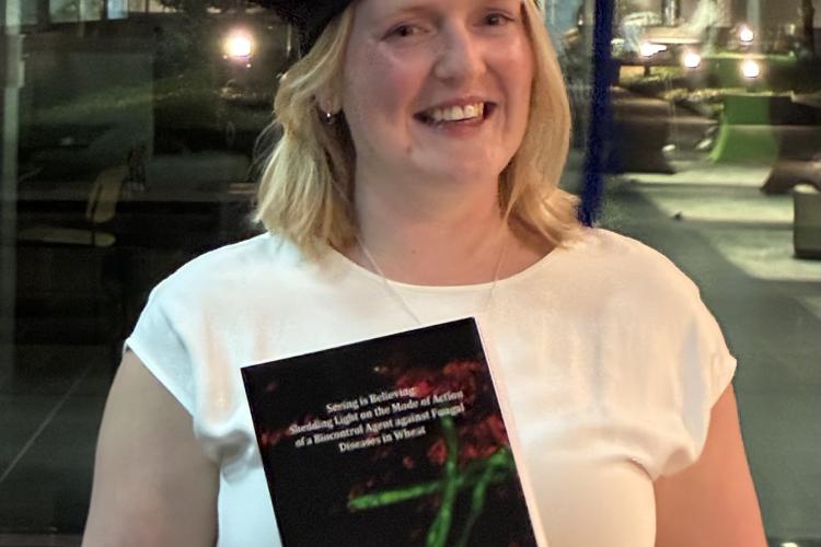 Dr. Celine De Pessemier